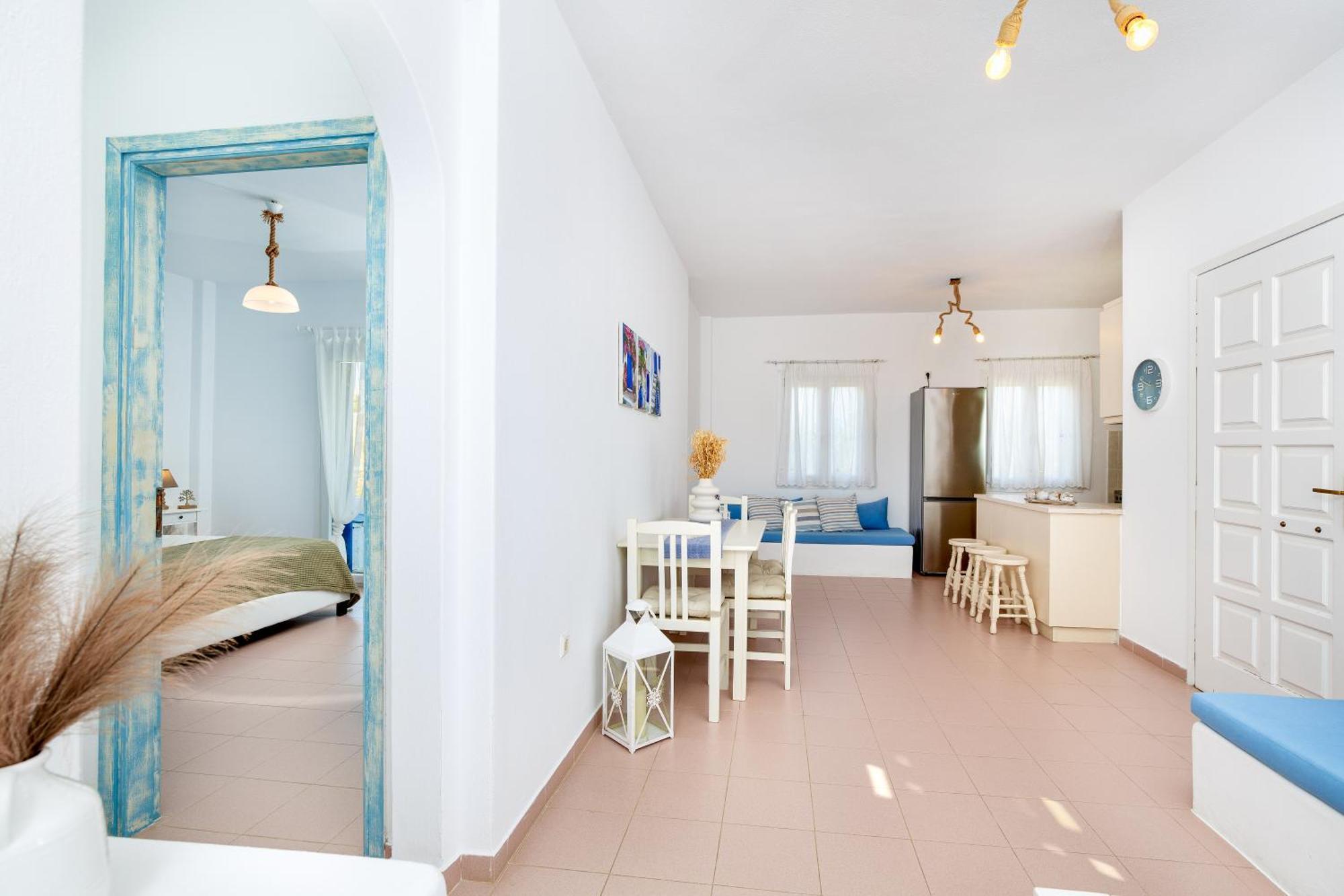 Chloe Home Piso Livadi Extérieur photo